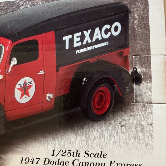 Texaco 25th Anniversary edition 1947 Dodge Canopy Express - Picture 2 of 3